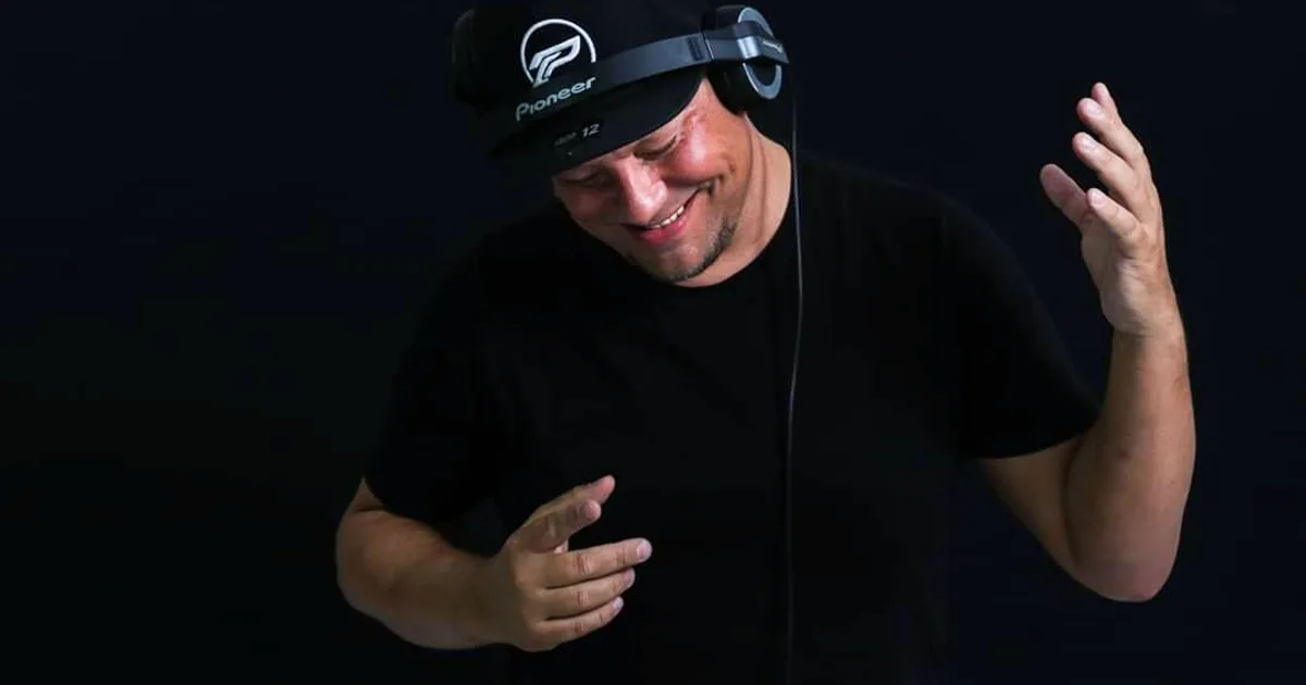 Fookiu San Sebastian — ADE