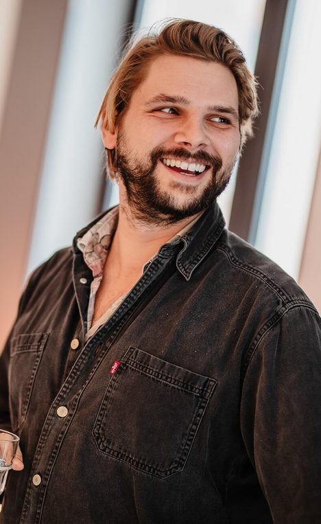 Max Van Tiel