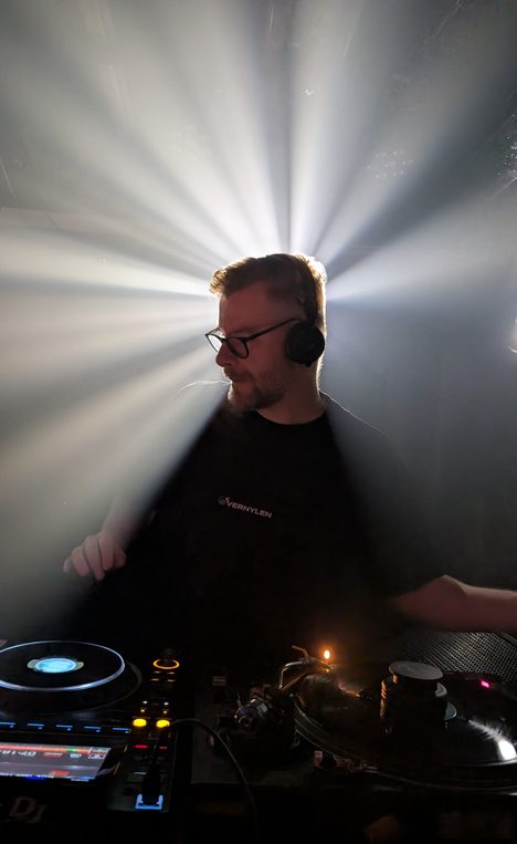 Couple of Grooves
